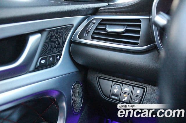 Genesis G70 Supreme, 2018 10