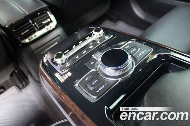 Genesis EQ900 Luxury, 2018 16