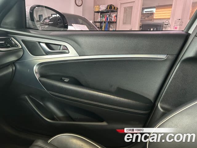 Genesis G70 Advanced, 2018 10