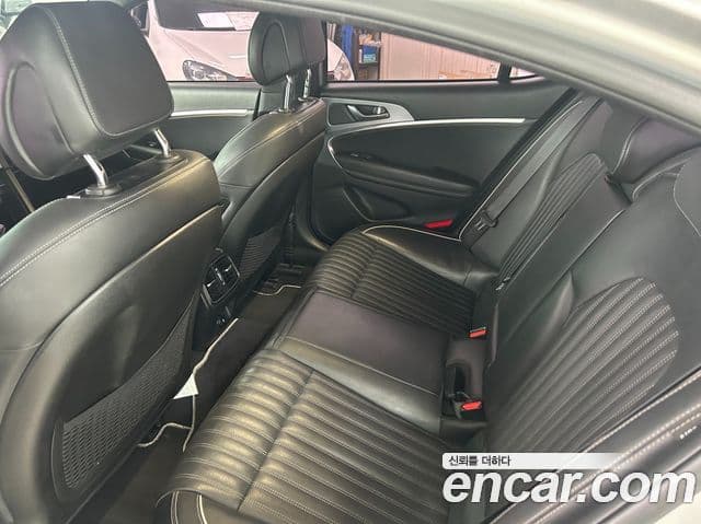 Genesis G70 Advanced, 2018 15