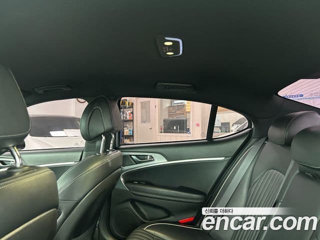 Genesis G70 Advanced, 2018 17