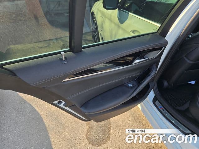 BMW 5시리즈 (G30) 530e M Sport, 2021 16