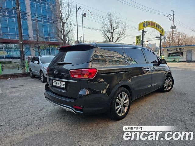 Kia The / новый New Carnival Prestige, 2019 3