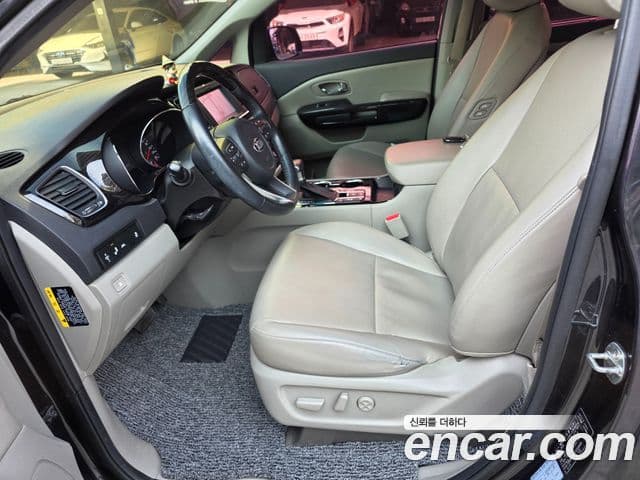 Kia The / новый New Carnival Prestige, 2019 10