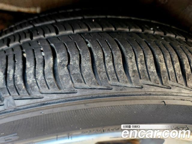 Kia All New Morning Deluxe Trendy, 2015 9