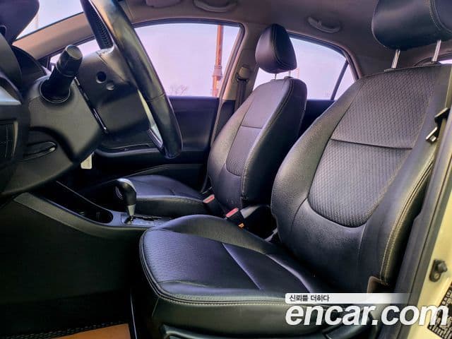 Kia All New Morning Deluxe Trendy, 2015 11