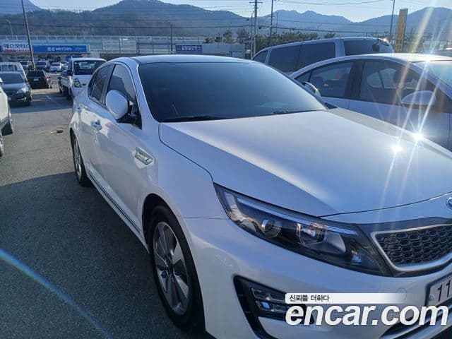 Kia K5 гибрид Prestige, 2015 4