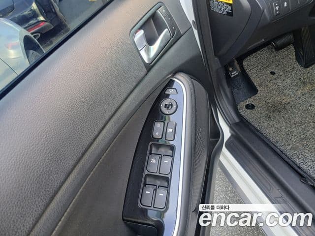 Kia K5 гибрид Prestige, 2015 12