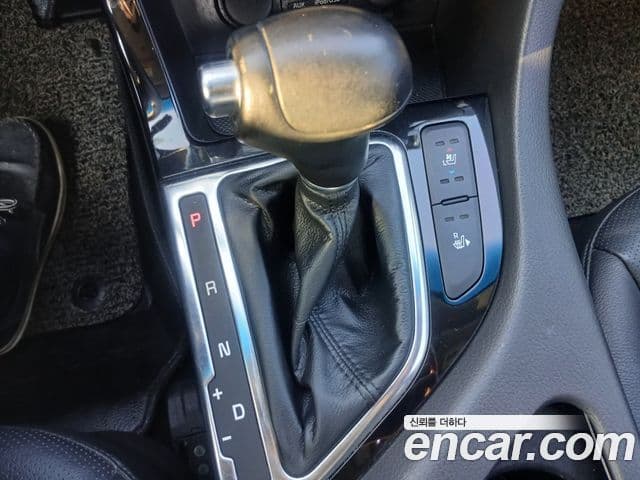 Kia K5 гибрид Prestige, 2015 19