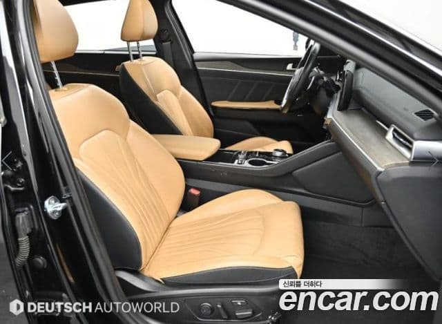 Kia K5 3세대 Signature, 2022 10