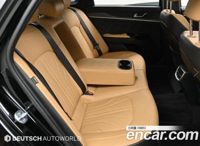 Kia K5 3세대 Signature, 2022 12