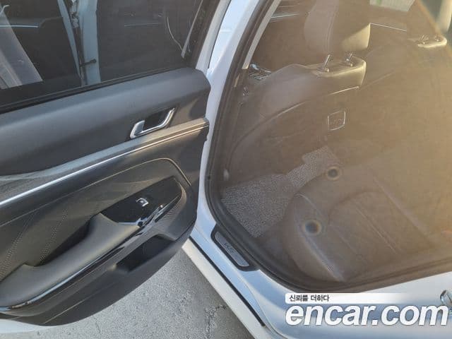 Kia The / новый New K5 3세대 Signature, 2024 9