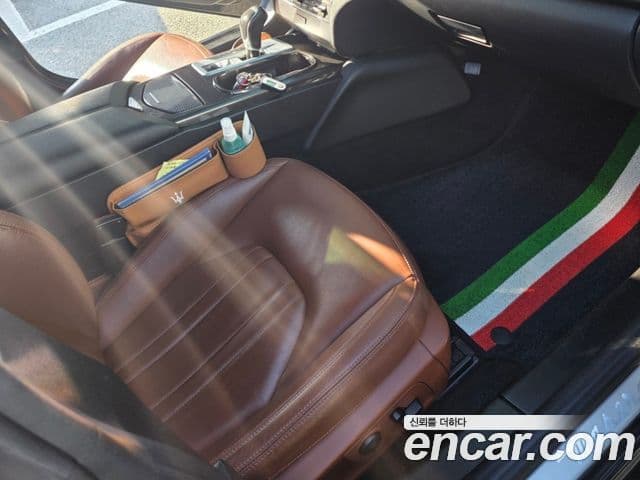 Maserati 기블리 3세대, 2015 11