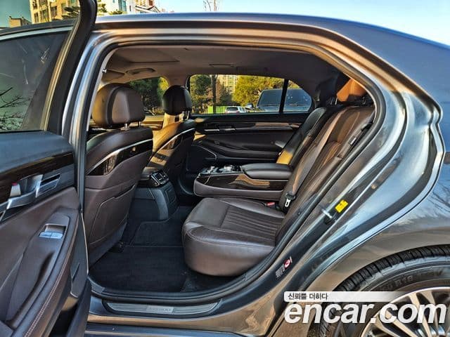 Genesis EQ900 Premium Luxury, 2017 19