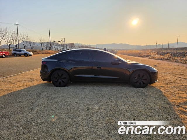 Tesla модель 3 Long Range AWD, 2024 8
