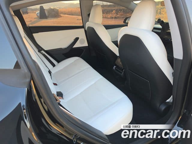 Tesla модель 3 Long Range AWD, 2024 14