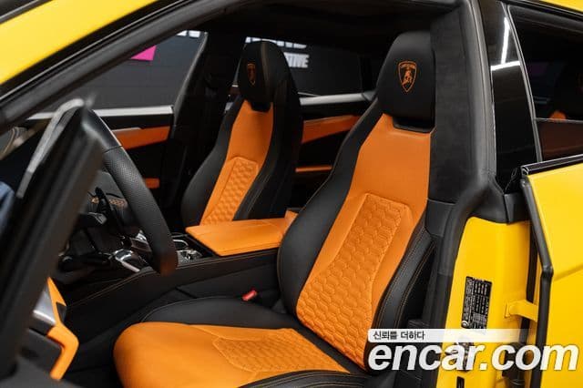Lamborghini Urus 4.0 V8, 2022 все фото