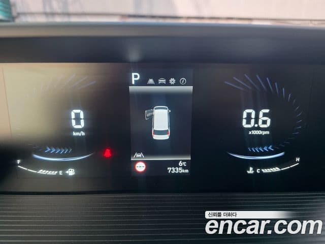 Hyundai Staria Modern, 2025 8