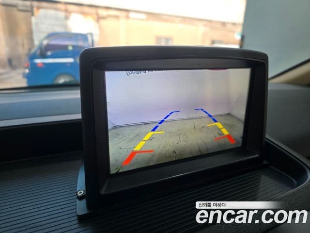 Hyundai Staria Modern, 2025 9