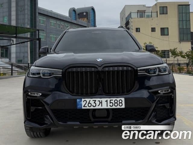 BMW X7 (G07) xDrive 40d M Sport 6인승, 2022 3