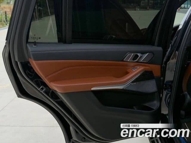 BMW X7 (G07) xDrive 40d M Sport 6인승, 2022 12