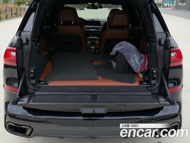 BMW X7 (G07) xDrive 40d M Sport 6인승, 2022 15