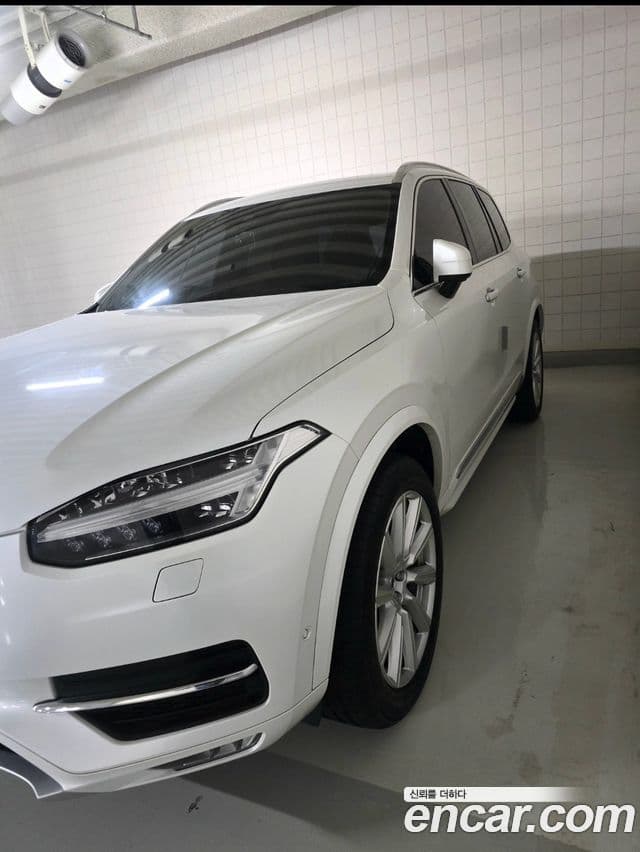Volvo XC90 2세대 D5 Inscription, 2017 2