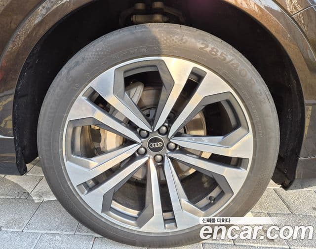 Audi Q8 (4M) Premium, 2023 все фото