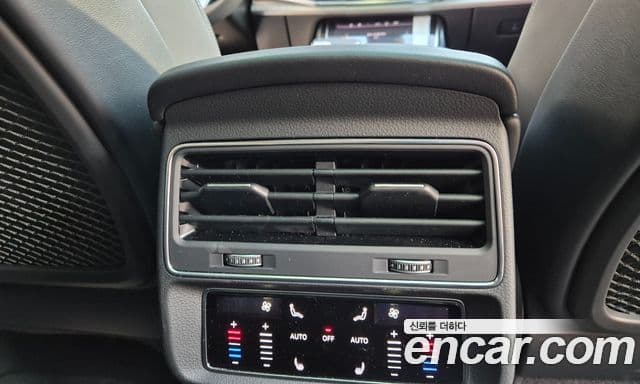 Audi Q8 (4M) Premium, 2023 11