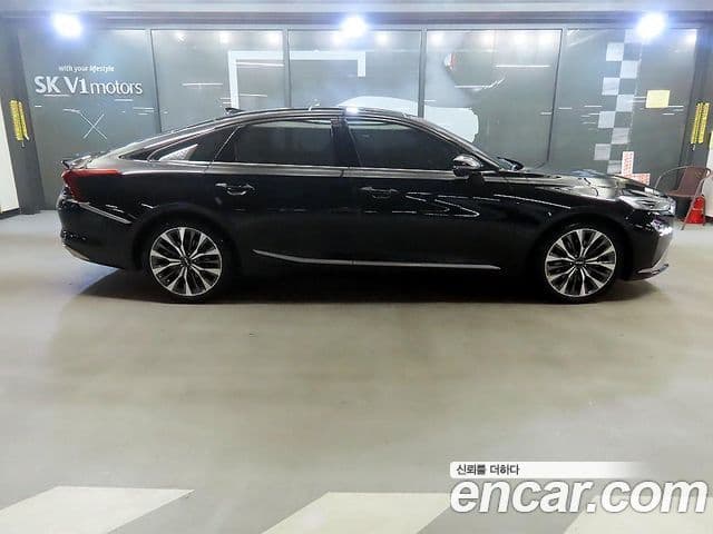 Kia K8 Signature, 2022 3