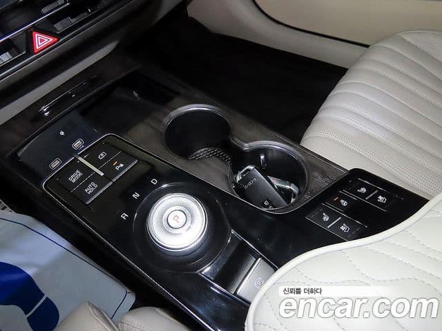 Kia K8 Signature, 2022 12