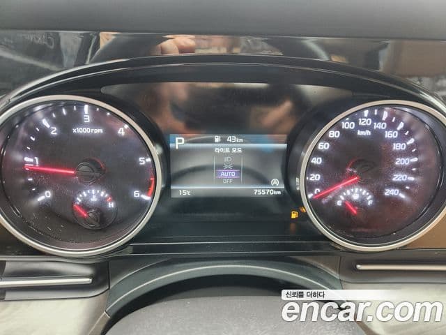 Kia Carnival 4세대 Noblesse, 2022 8