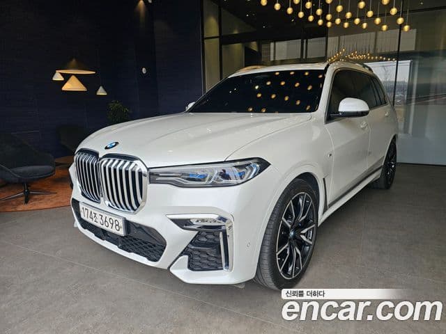 BMW X7 (G07) xDrive 30d M Sport 6인승, 2020 2