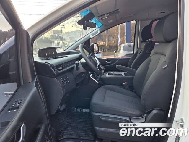 Hyundai Staria Smart, 2022 12