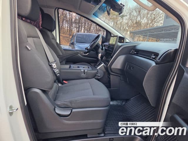 Hyundai Staria Smart, 2022 14