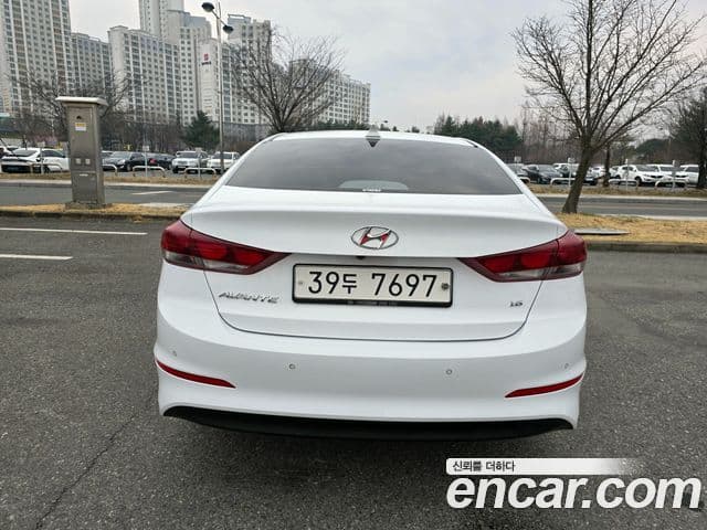 Hyundai Avante AD 1.6 GDI Value Plus, 2018 4