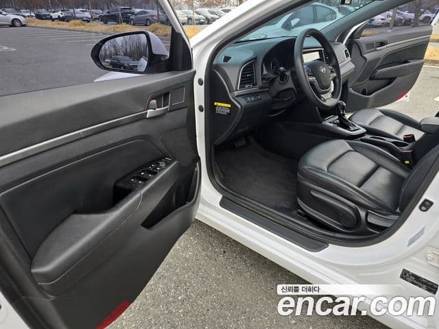 Hyundai Avante AD 1.6 GDI Value Plus, 2018 11