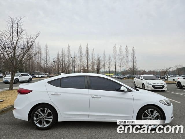 Hyundai Avante AD 1.6 GDI Value Plus, 2018 20