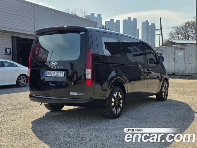 Hyundai Staria Modern, 2025 все фото