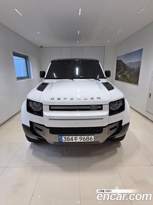 Land Rover Defender (L663) 110 D250 X-Dynamic SE, 2025 3