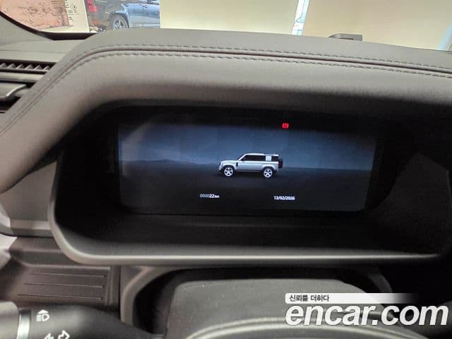 Land Rover Defender (L663) 110 D250 X-Dynamic SE, 2025 9