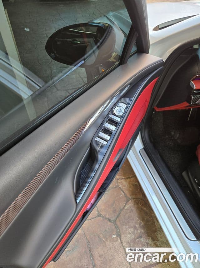 Genesis G80 (RG3) бензин 2.5 турбо AWD, 2026 8