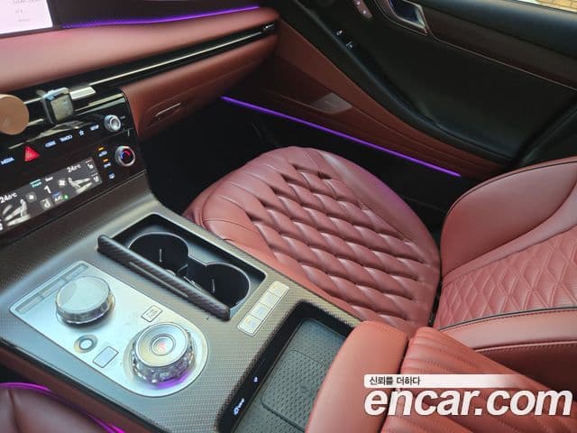 Genesis G80 (RG3) бензин 2.5 турбо AWD, 2026 12