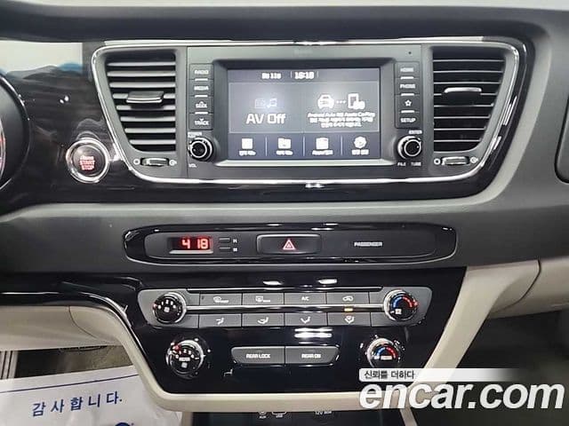 Kia The / новый New Carnival Prestige, 2019 10