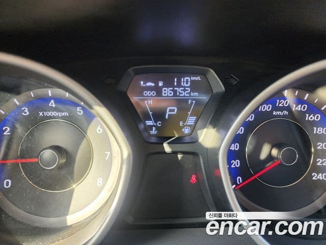 Hyundai Avante MD Luxury, 2011 8