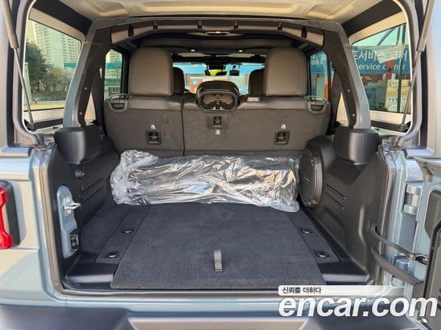 Jeep Wrangler (JL) 2.0 Rubicon 4도어, 2025 17