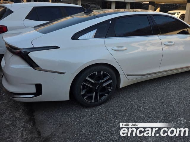 Kia The / новый New K8 гибрид Noblesse, 2025 2