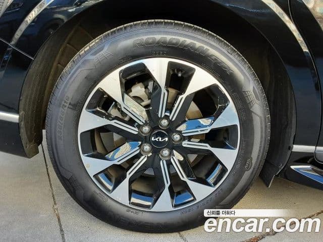 Kia Carnival 4세대 Signature, 2023 11