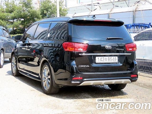 Kia The / новый New Carnival Noblesse, 2019 3