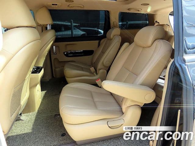 Kia The / новый New Carnival Noblesse, 2019 6